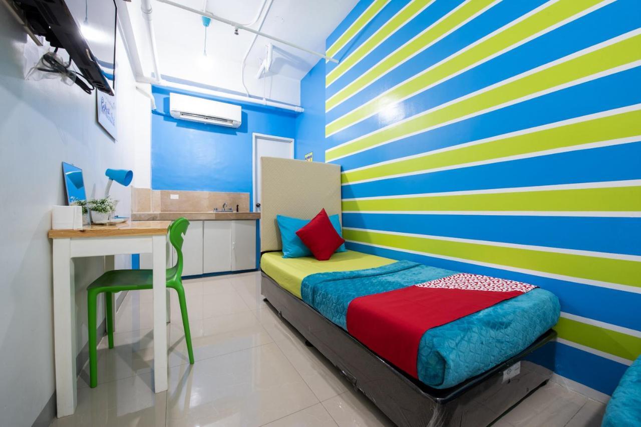 Oyo 501 Yuj Inn Pasay Pokoj fotografie